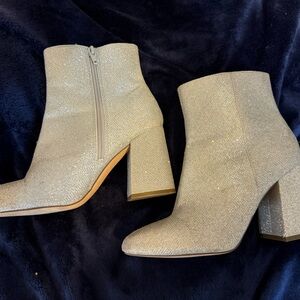 tjmaxx sparkle ankle boots worn once for a concert size 8 1/2